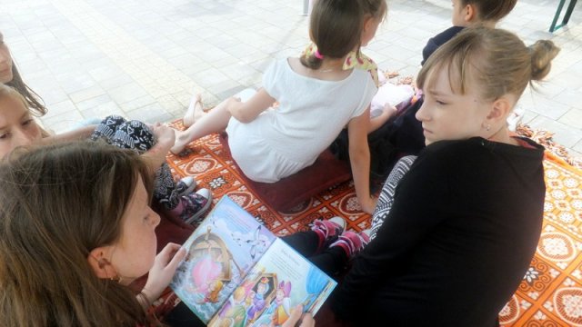 c12